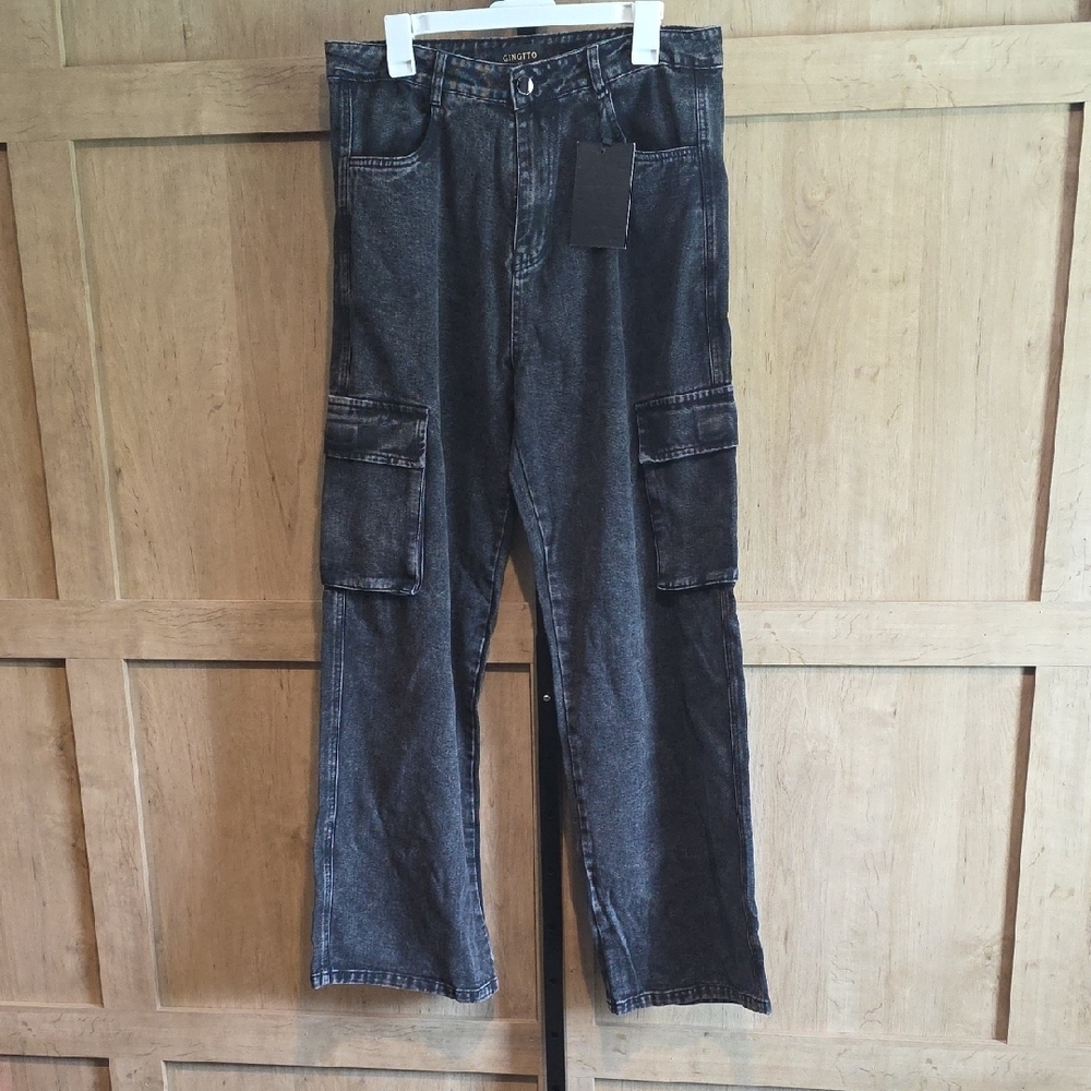 (J32) Men's Charcoal Cargo Pants Sz 32